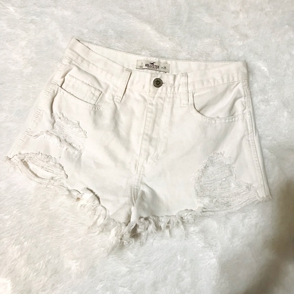 Hollister Pants - 👑White Hollister shorts!